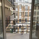 Studio Porte Maillot